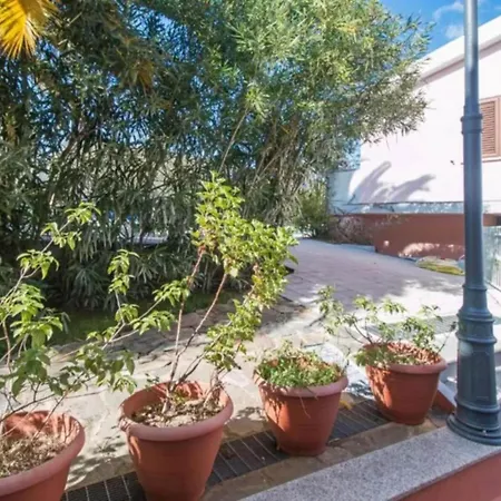 In Meernaehe Auf Sardinien Apartment *